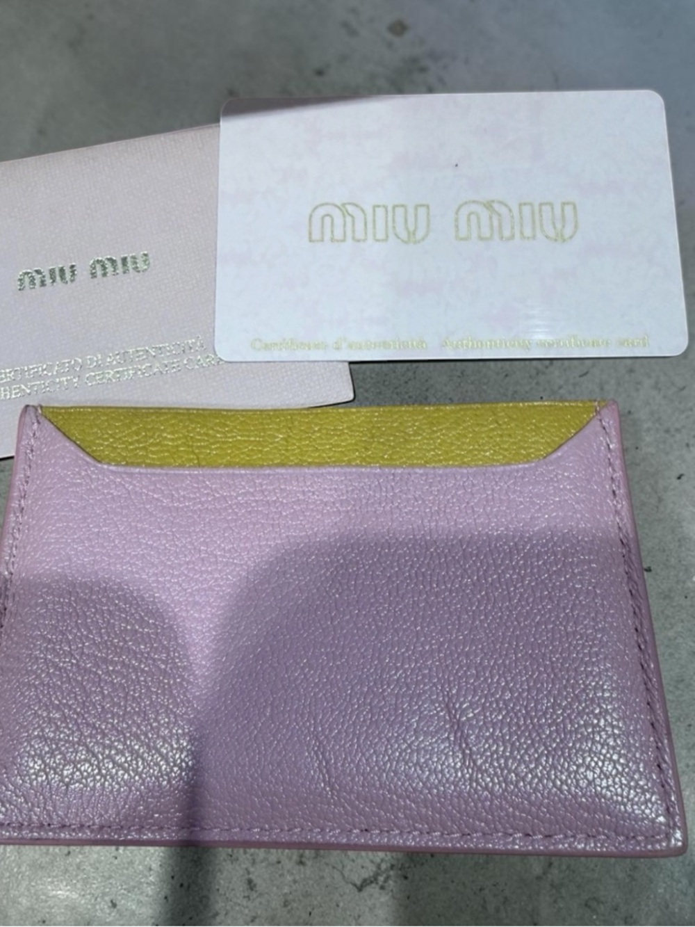 Miu Miu Pink Leather card holder Like New - Picture 2 of 9